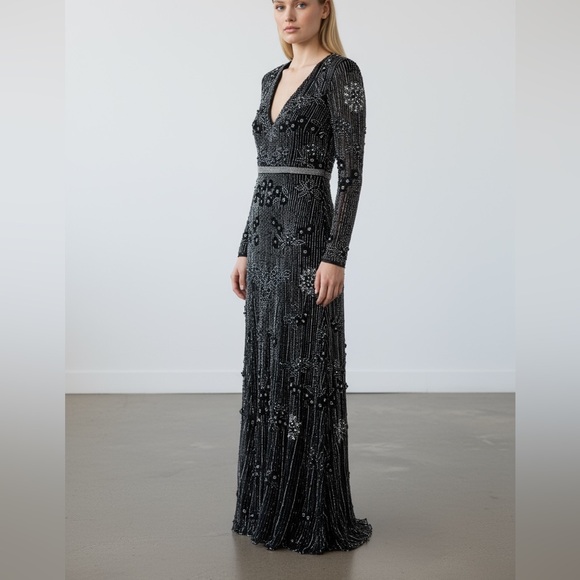 NWT Mac Duggal Sample One Of !! Embellished Long Sleeve Gown 2 - Picture 2 of 16